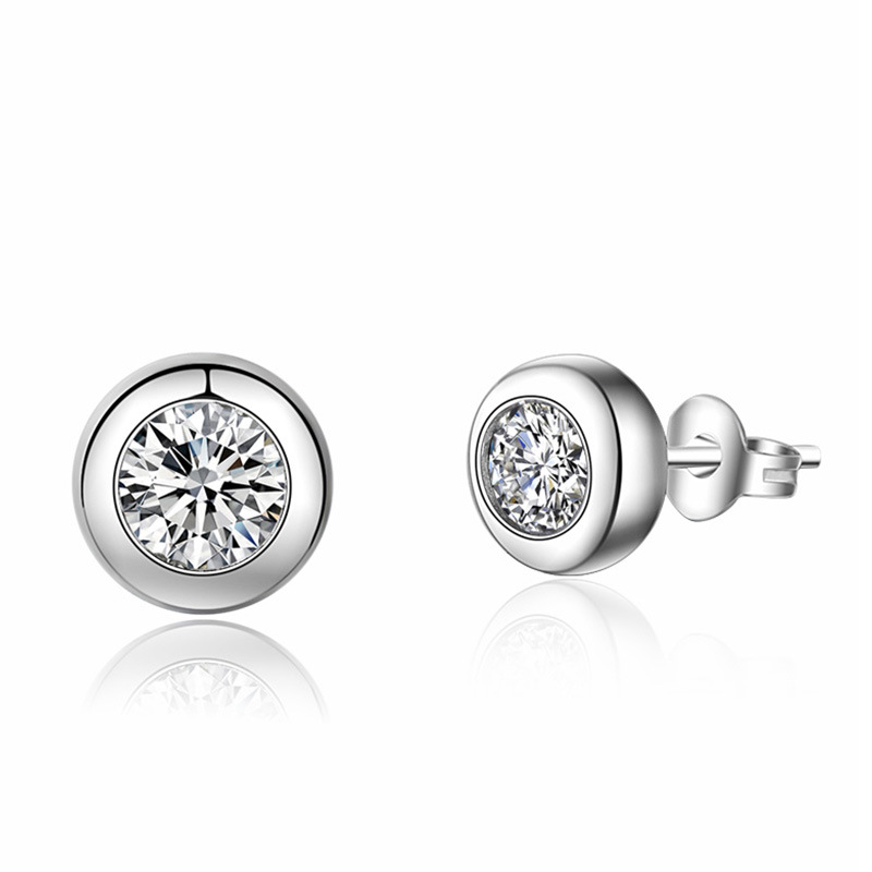 D Color Moissanite Bezel Stud  - огляд і ціна Bezels Set Pendant